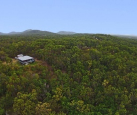 Birdsong Ridge - where nature meets the ocean.