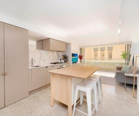 Modern luxury apartment seconds from bondi beach