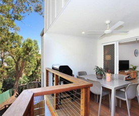 The Grove - Sparkling 3 Bedroom Duplex in Alexandra Headland!