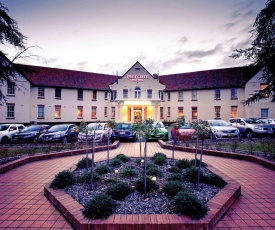 Mercure Canberra