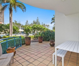 Calypso Plaza Resort Unit 139 - Ground floor 1 bedroom unit on Coolangatta beachfront