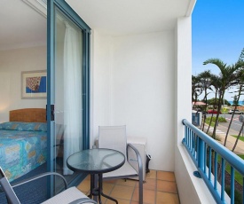 Calypso Plaza Resort Unit 146 - Central Coolangatta Beachfront location