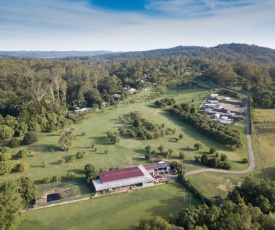 Sunshine Coast retreat your own private golf course