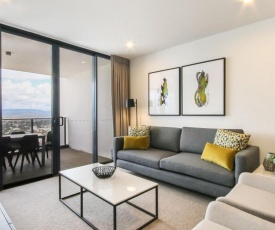 2BDR BRAND NEW Unit With Amazing Hinterland Views