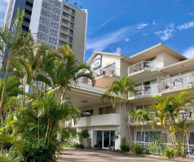 Outrigger Burleigh