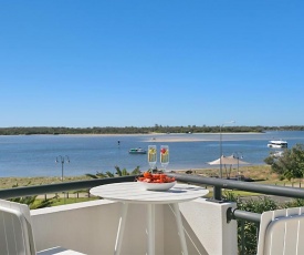 Sandcastles On The Broadwater