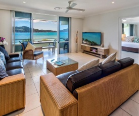 Lagoon Beachfront Lodge 202 on Hamilton Island by HamoRent