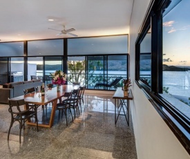 Waves 6 Four Bedroom Breathtaking Ocean Views Central Location And Buggy