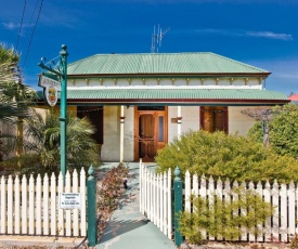 Emaroo Cottages Broken Hill