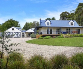 Duncraig House - open fireplace, spa, pet friendly