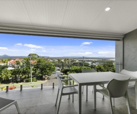 Exquisite Penthouse with views to Laguna Bay - Unit 3 Taralla 18 Edgar Bennett Avenue