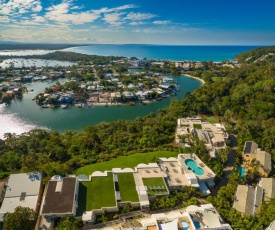 Noosa Crest Resort