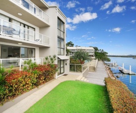 Noosa Shores Apartment 10