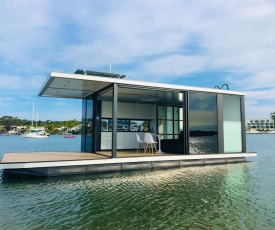 oasis noosa - luxury floating eco villa