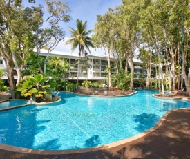 Palm Cove Beach Apartment