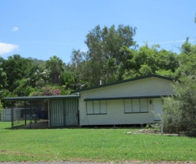 12 Wansfell Street Picnic Bay