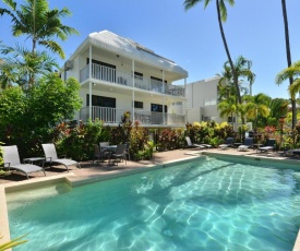 Seascape Holidays - Tropical Reef Apartments