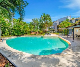 Baden 23 - Rainbow Shores - Swimming pools, walk to beach