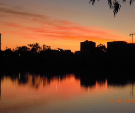 Riverside Tourist Park