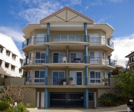 Pacific Waves Apartments