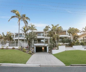 Walk to the beach, Sunshine Beach