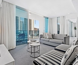 H'Residences - 2 Bedroom Ocean View Apartment in the center of Surfers Paradise