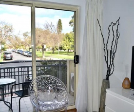 Carrington Views,3 Bedrooms, CBD, Parking