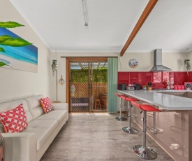 Footprints in the Sand, Silver Sands Beach House