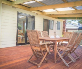 17 Broadbeach Drive - Free WiFi!