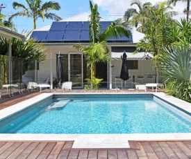 Byron Palms Guesthouse (Adults-Only)