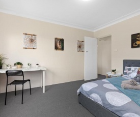 Boutique 2BR Unit in Kingsford Near UNSW, Randwick Sleeps6 U4