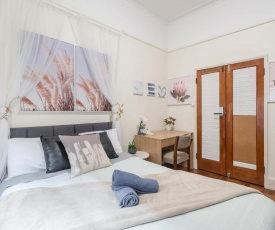 Boutique Private Double Room In Kingsford Near UNSW, Light Railway&Bus 1D