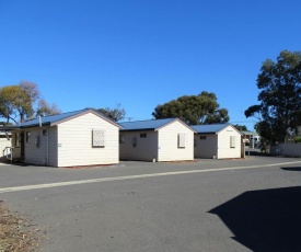 Moonta Bay Cabins