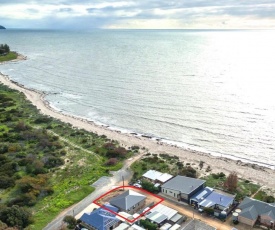 Lady Bay Getaway - 12 Lady Bay, Normanville