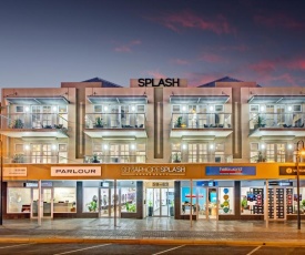 Semaphore Splash Apartments