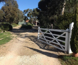 Port Elliot rural retreat