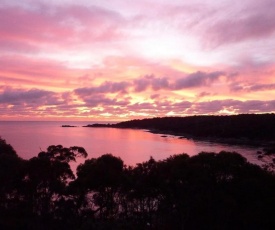 THE LOFT @ Bay of Fires Seascape