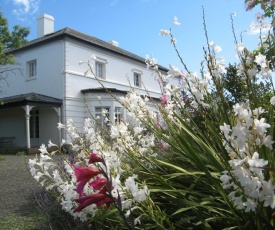 The Grove Cottages