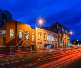 The Old Woolstore Apartment Hotel