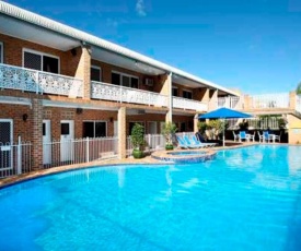 The Hermitage Motel - Campbelltown