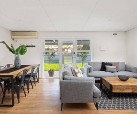 Beach Walk Cottage in the heart of Phillip Island