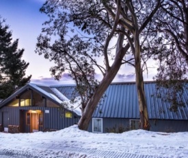 Cooroona Alpine Lodge