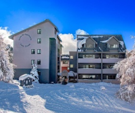 Snow Ski Apartments 23