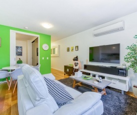 Fitzroy lifestyle 1 bed with pool, spa, sauna & gym