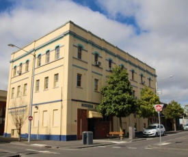 Nireeda Apartments on Clare