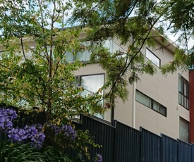 Ginkgo House, Healesville central