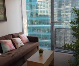 2 bedrooms CBD FREE Tram apartment (Melb Central, China Town, Queen Victoria Market, Melbourne University, RMIT, etc)