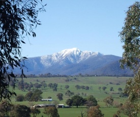 Off Mountain Accommodation