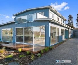 Pukeko Beach House, Rhyll