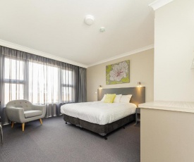 Cowra Services Club Motel